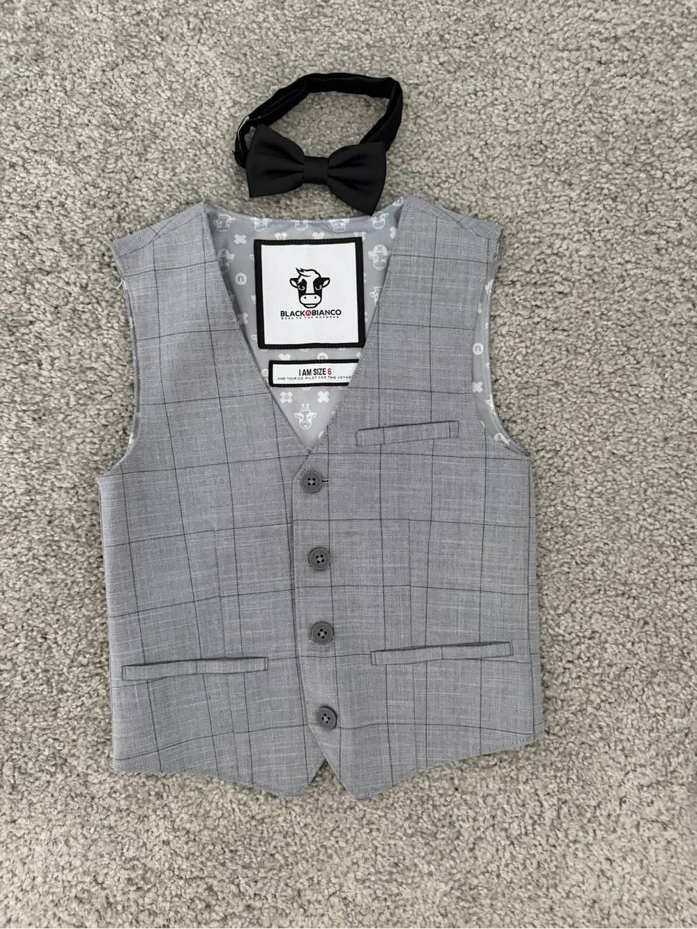 Boys' Gray Plaid 3-Piece Suit - Classic Tailored Style